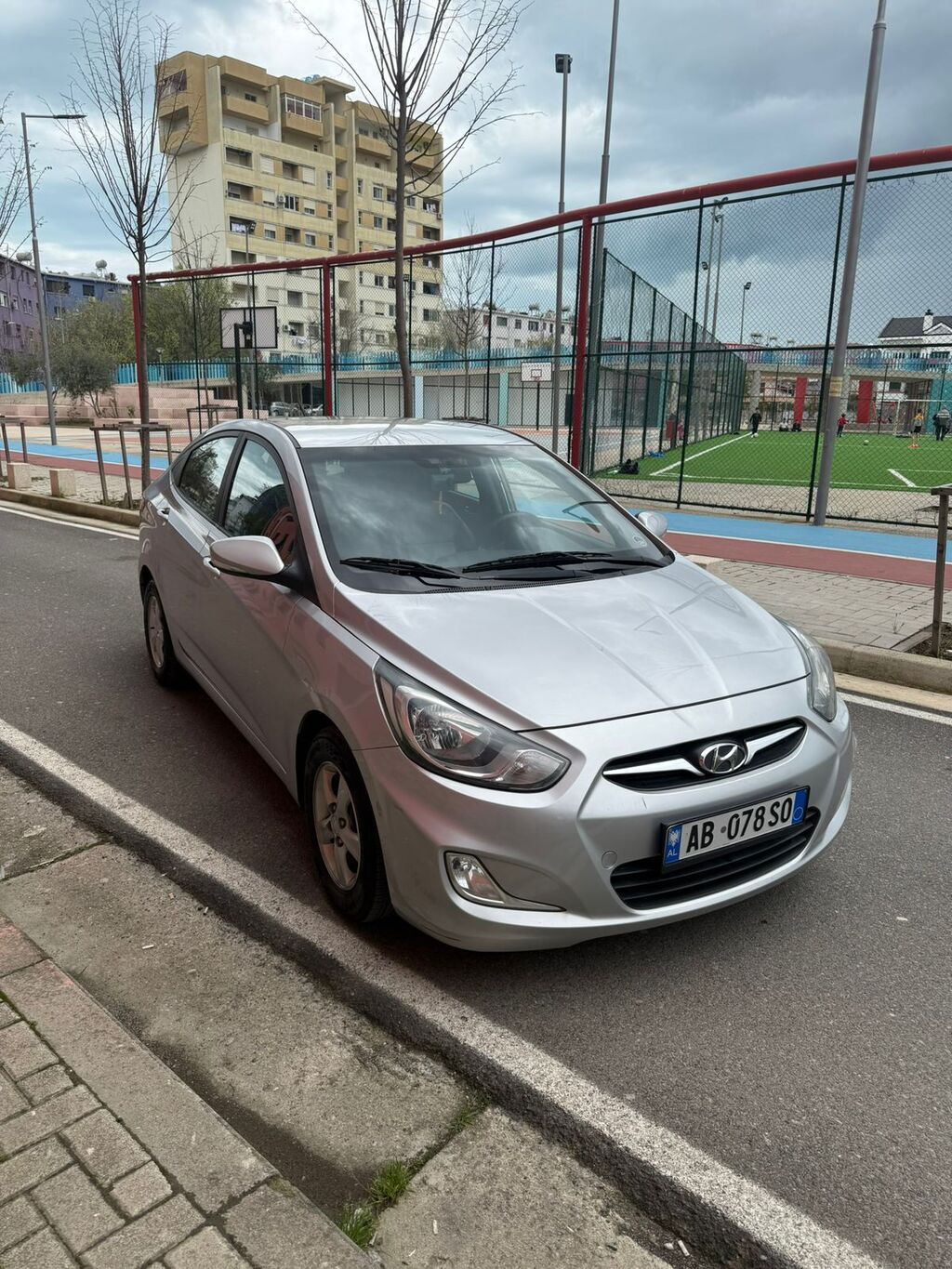 Hyundai Accent 2013