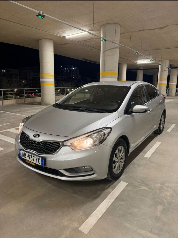 KIA CERATO 2015