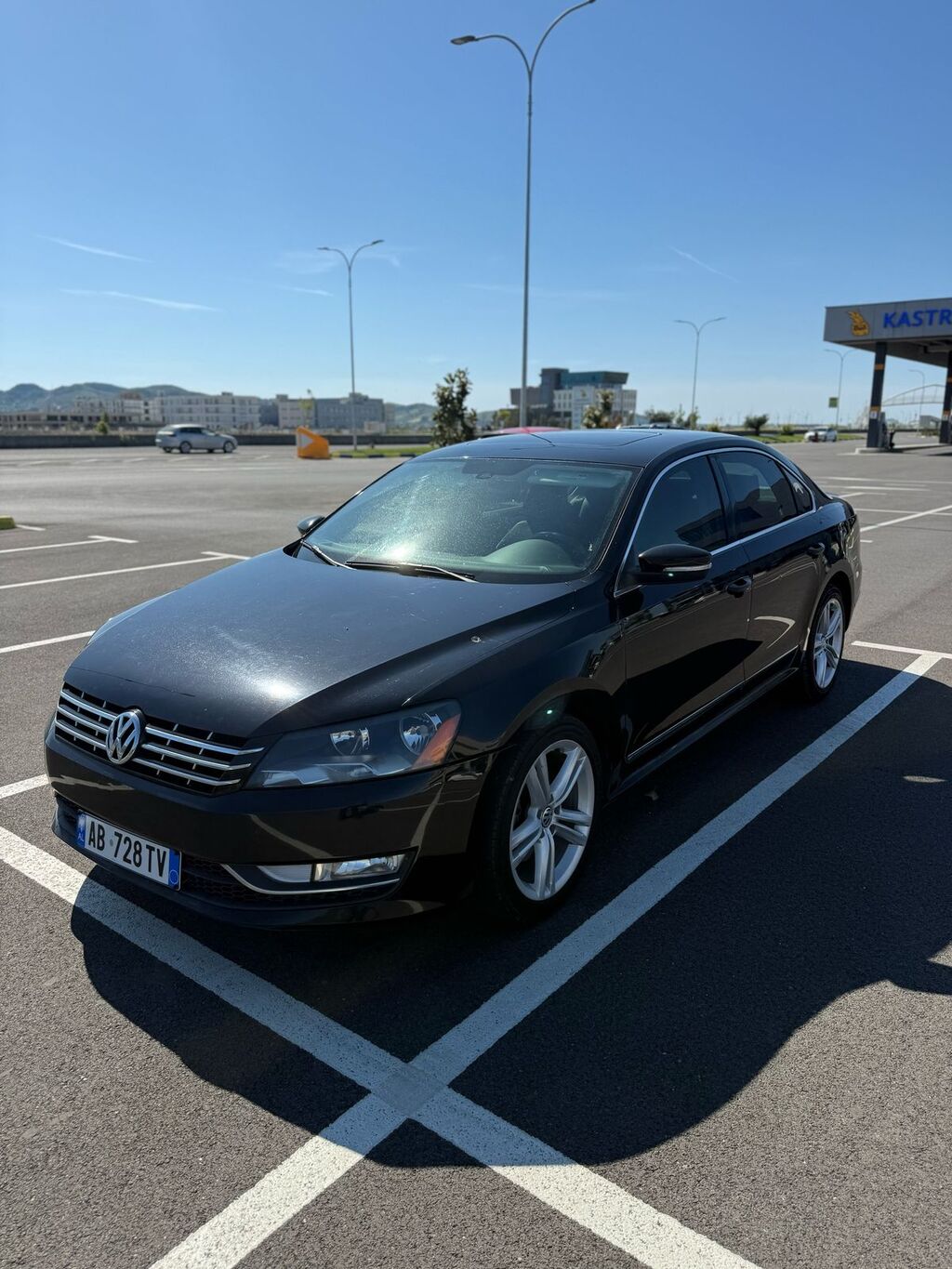 VOLKSWAGEN PASSAT 2013
